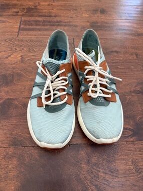 OluKai Menale Golf Shoes